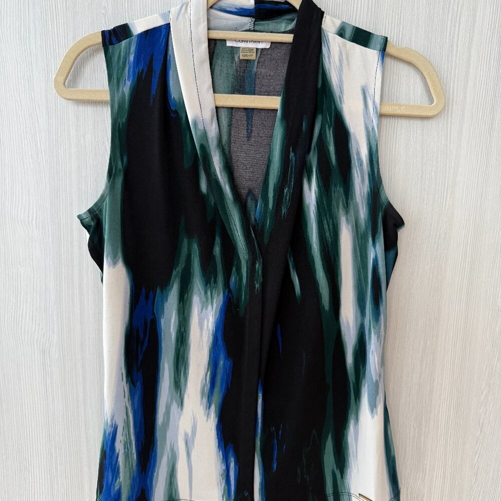 Calvin Klein Sleeveless Watercolor V-Neck Top – XS